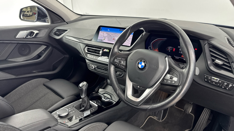 BMW 1 Series 118i [136] Sport 5dr [Live Cockpit Professional] Petrol Hatchback